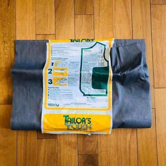 TAILOR'S TOUCH FUSIBLE INTERFACING VTG - Picture 1 of 3